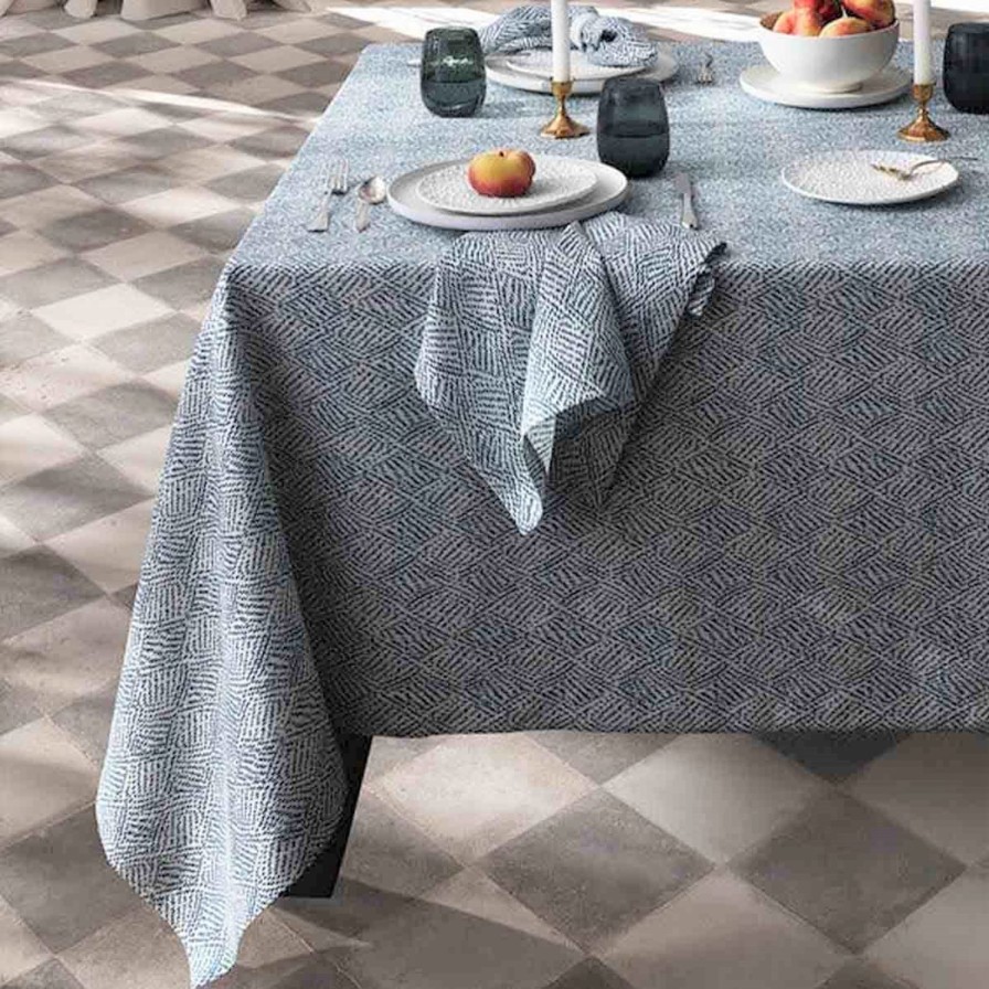 Dining Schumacher | Duma Diamond Tablecloth